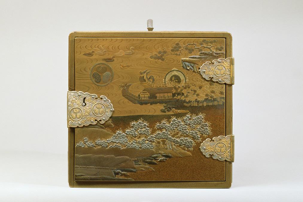 胡蝶蒔絵掛硯箱 | ジャパン・デザイン－日本の美をもとめて－ | 平成28 