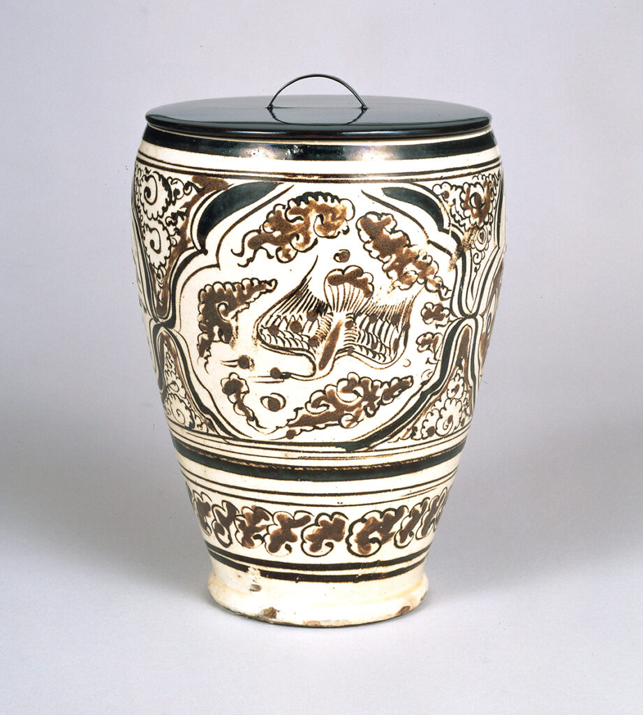 【boa】時代　古薩摩焼　人物図　煎茶器 本谷 在銘 薩摩焼 金襴手 人物文 皿 ⁄ 色絵 金彩 細密 小皿 茶器 煎茶