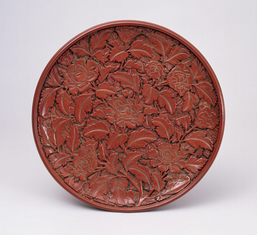 美品！ 時代物目貫・銅地貝図容彫り「生きがい」！ 清 珍品 收藏 花梨木彫 貝殼嵌 神獣紋 六角首飾盒 收納箱 極細