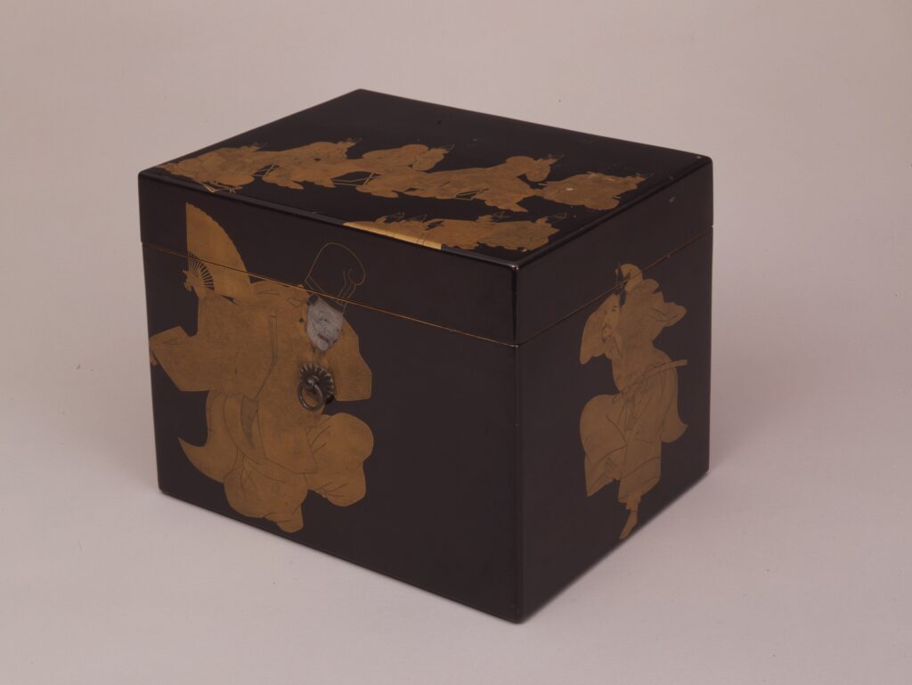 大根巴蒔絵小鼓胴 銘 客来 附 翁蒔絵鼓箱 - 名古屋・徳川美術館